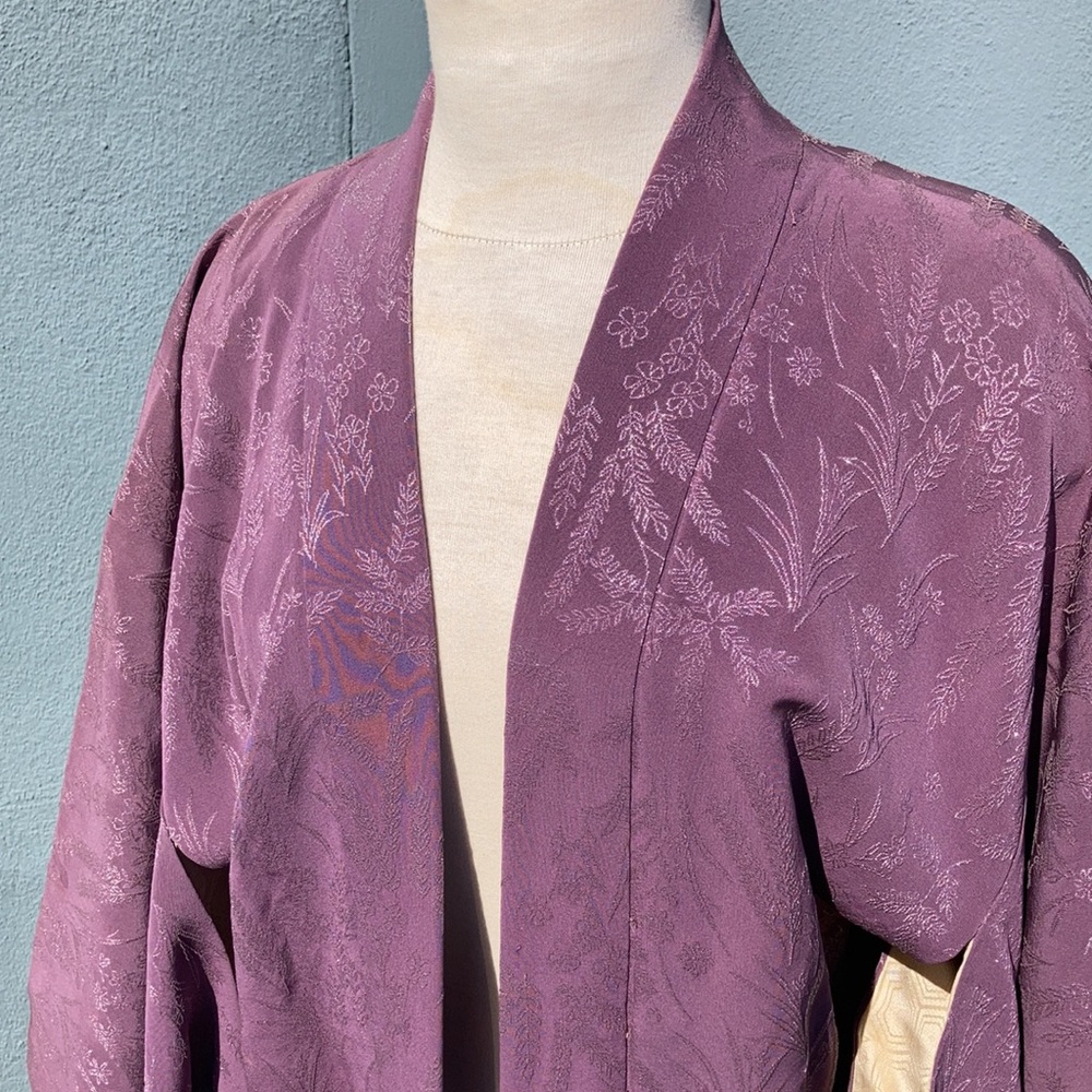 Vintage Kimono Lavender Silver Threading - Picture 7 of 16